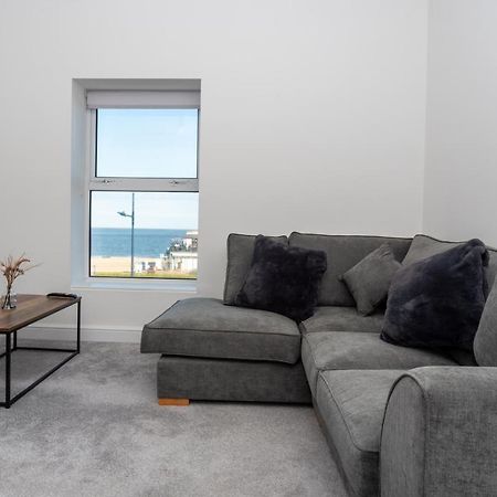 Sea Views Modern Two Bedroom Apartment Lowestoft Exteriör bild