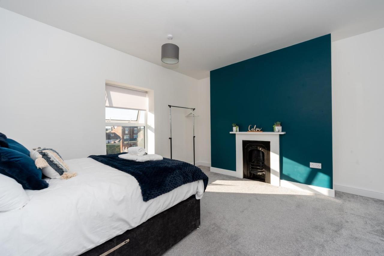 Sea Views Modern Two Bedroom Apartment Lowestoft Exteriör bild